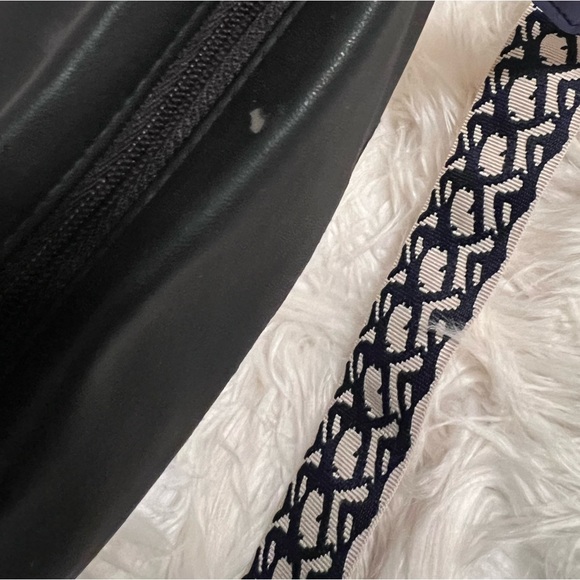 DIOR BEAUTE BLING BLING CD EMBOSSED BAG - Picture 14 of 16